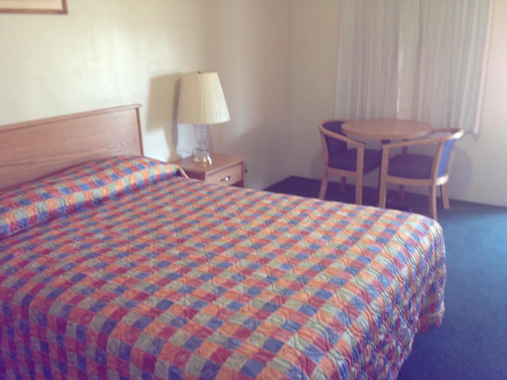 Hacienda Motel San Jacinto Номер фото