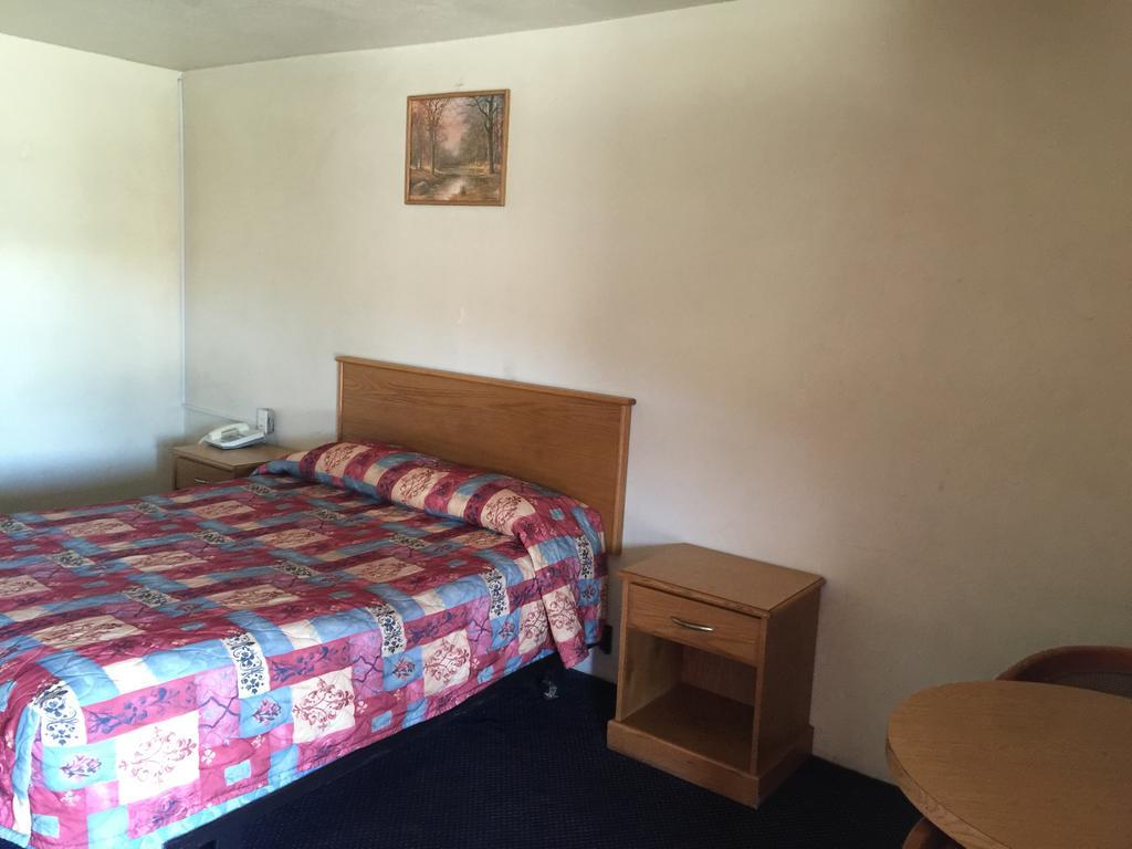 Hacienda Motel San Jacinto Экстерьер фото