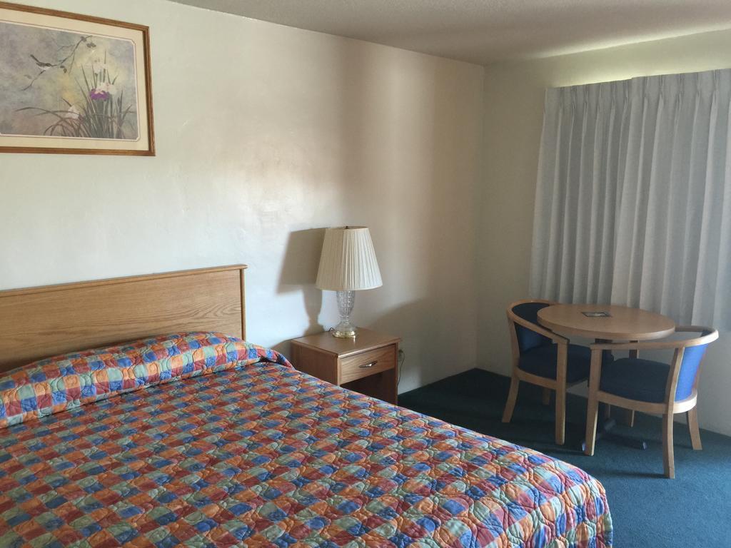 Hacienda Motel San Jacinto Экстерьер фото